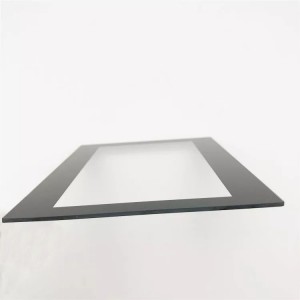 Blendfreier Touchscreen aus Glas